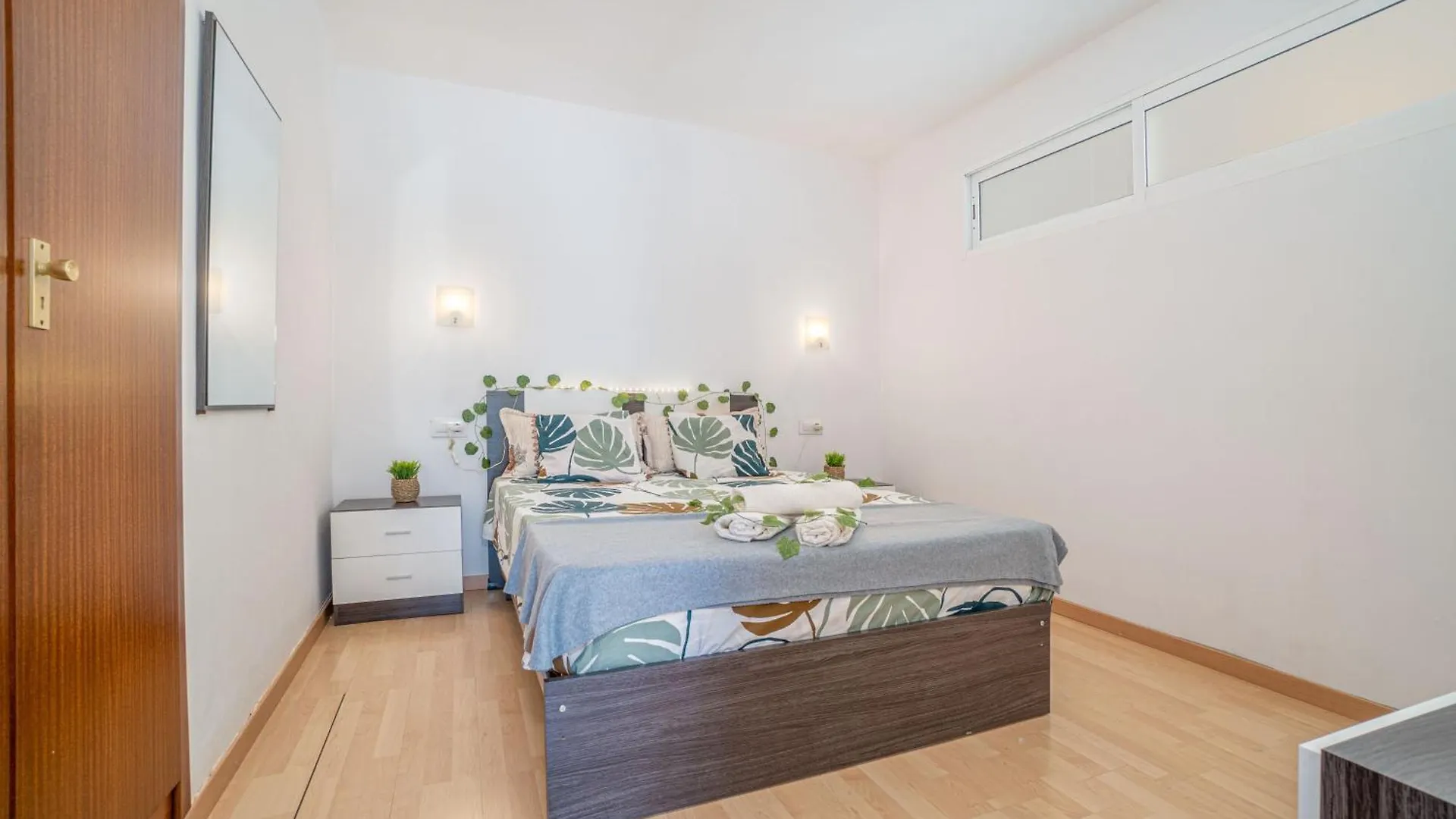 Xx-Salatar Beach Chill In Roses, 2 Minutes Walking To Beach, Fibre Wifi Rosas